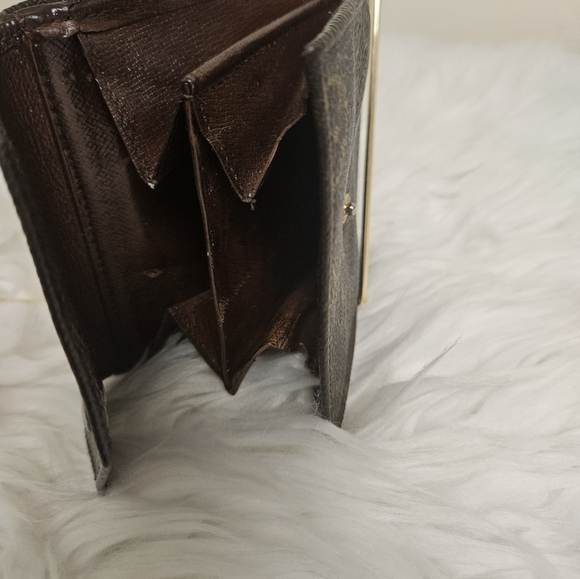 Vintage Louis Vuitton Wallet - Picture 7 of 8